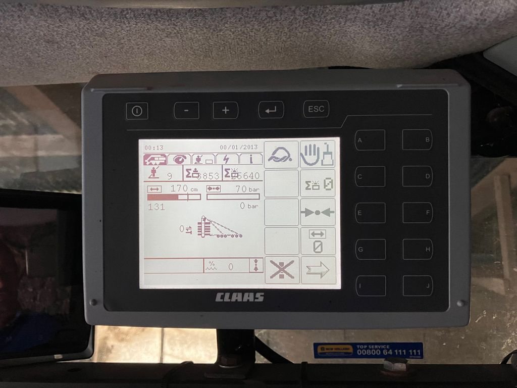 Großpackenpresse του τύπου CLAAS Quadrant 4000, Gebrauchtmaschine σε SAINTE GENEVIEVE SUR AGENCE (Φωτογραφία 7)