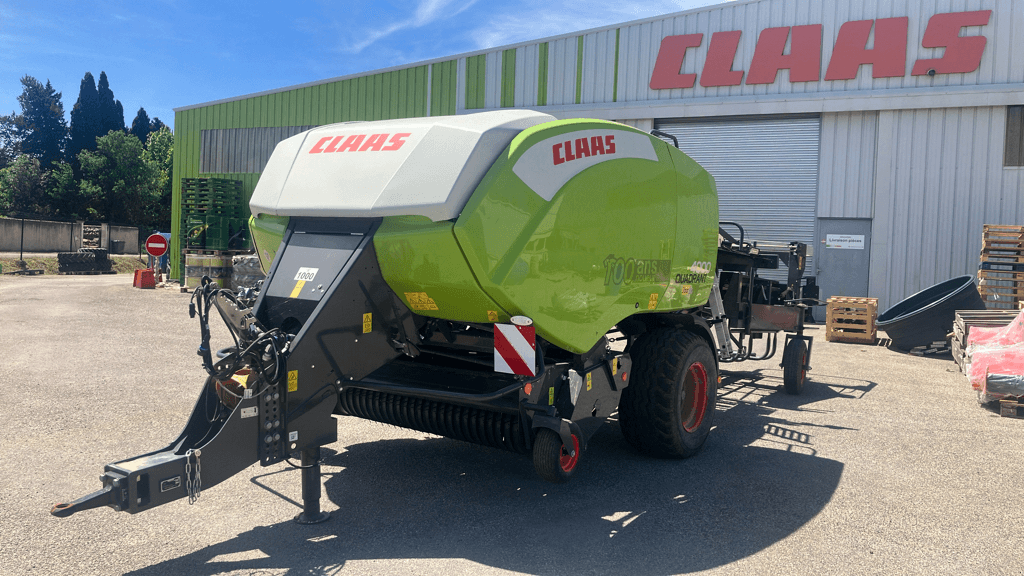 Großpackenpresse типа CLAAS QUADRANT 4000, Gebrauchtmaschine в SAINT ANDIOL (Фотография 2)