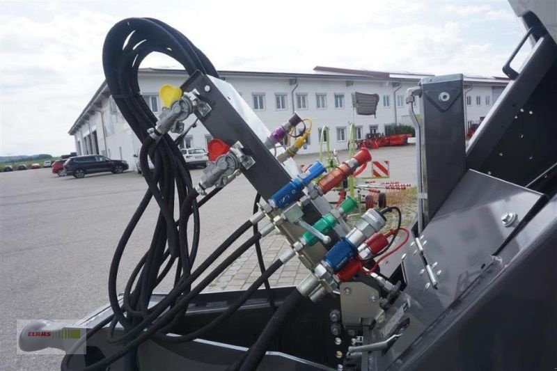 Großpackenpresse des Typs CLAAS QUADRANT 5200 FC EVOLUTI MIETE, Neumaschine in Moosach (Bild 8)