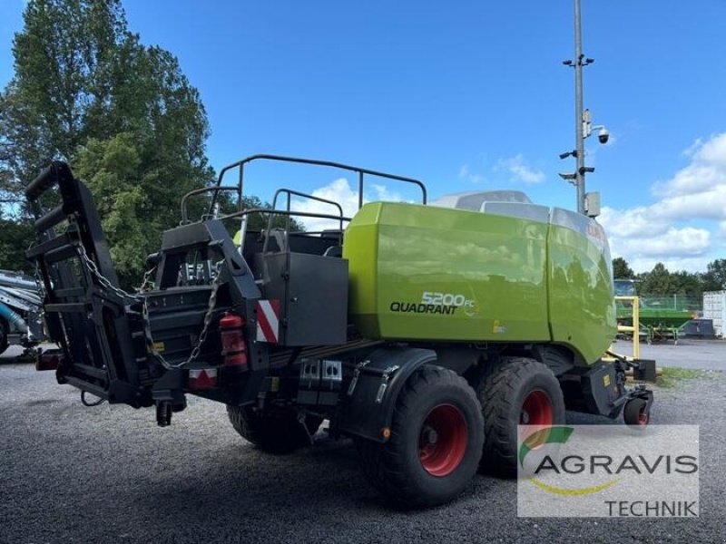 Großpackenpresse des Typs CLAAS QUADRANT 5200 FC T TANDEMACHSE, Gebrauchtmaschine in Meppen (Bild 3)