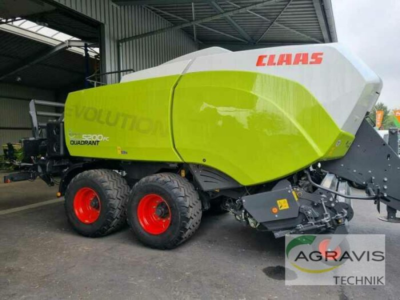 Großpackenpresse typu CLAAS QUADRANT 5200 FC TA, Neumaschine v Lage (Obrázok 9)