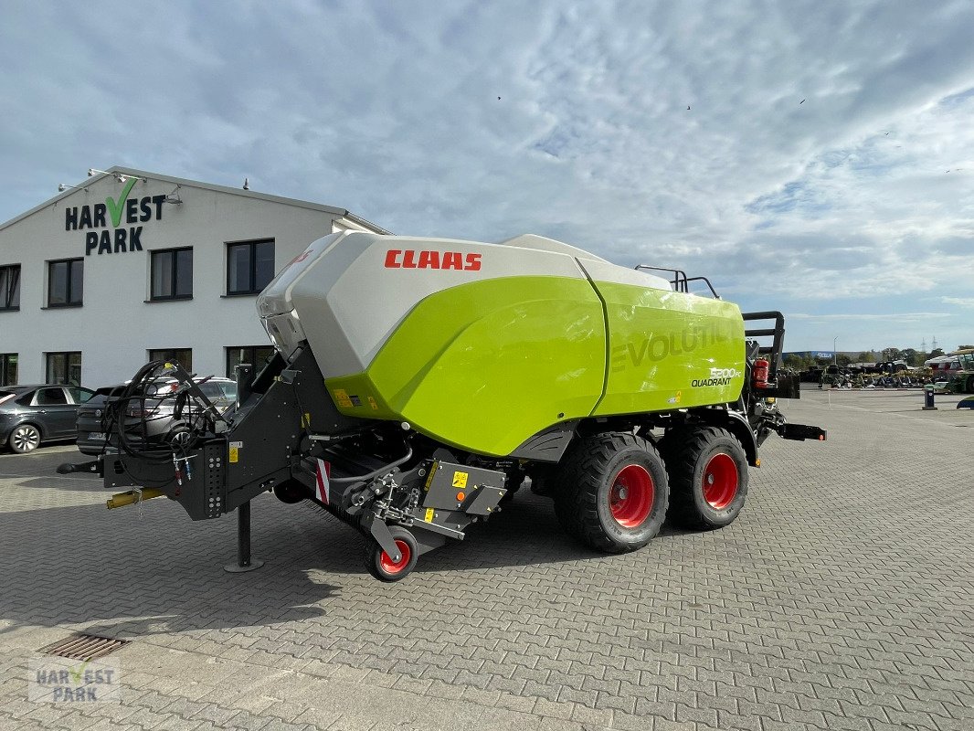 Großpackenpresse du type CLAAS Quadrant 5200 FC *Top Preis*, Gebrauchtmaschine en Emsbüren (Photo 2)