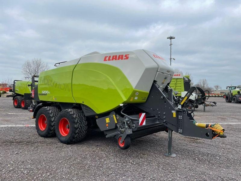 Großpackenpresse des Typs CLAAS QUADRANT 5200 FC, Gebrauchtmaschine in Landsberg (Bild 1)