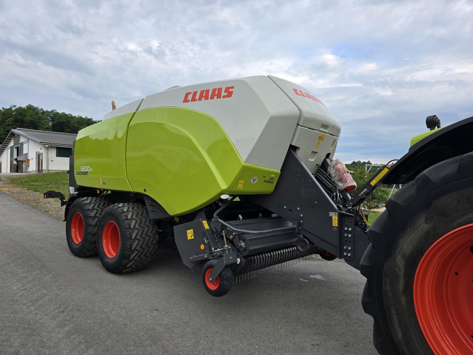 Großpackenpresse tip CLAAS Quadrant 5200 FC, Gebrauchtmaschine in Naklo (Poză 2)