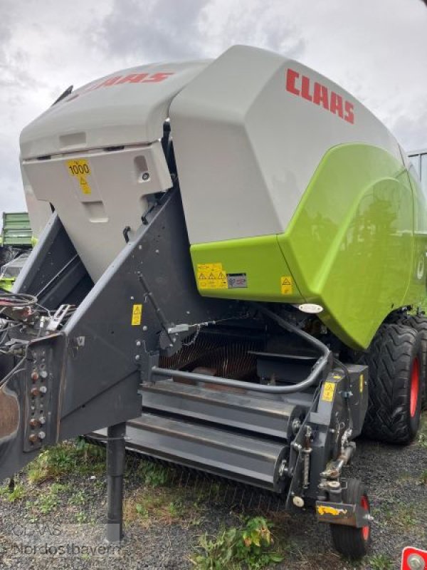 Großpackenpresse van het type CLAAS QUADRANT 5200 FC, Gebrauchtmaschine in Altenstadt a.d. Waldnaab (Foto 2)