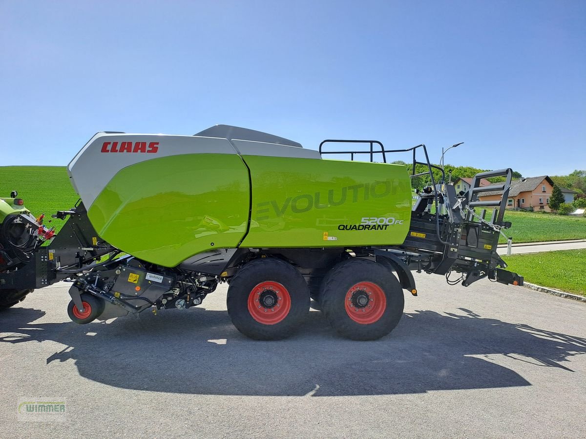 Großpackenpresse des Typs CLAAS QUADRANT 5200 FC, Vorführmaschine in Kematen (Bild 4)