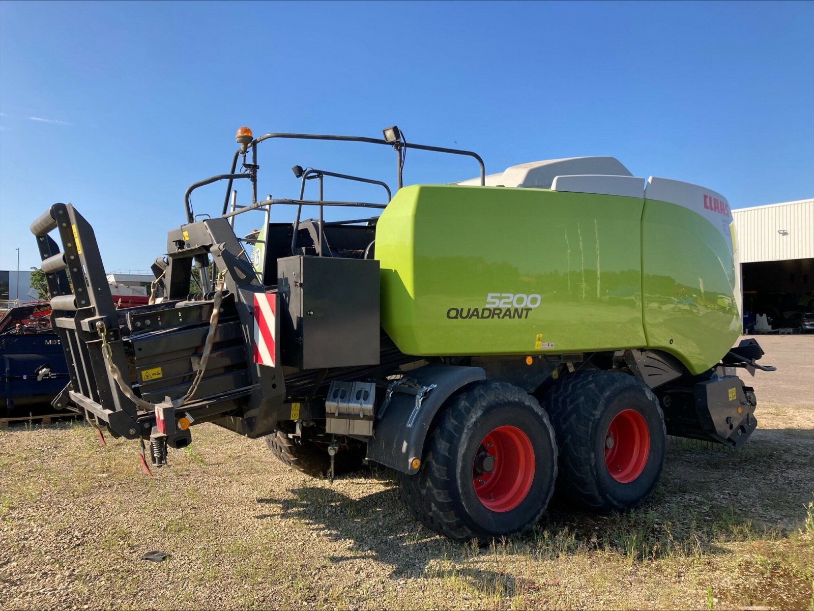 Großpackenpresse typu CLAAS QUADRANT 5200 RF TANDEM, Gebrauchtmaschine v CHEMINOT (Obrázok 4)