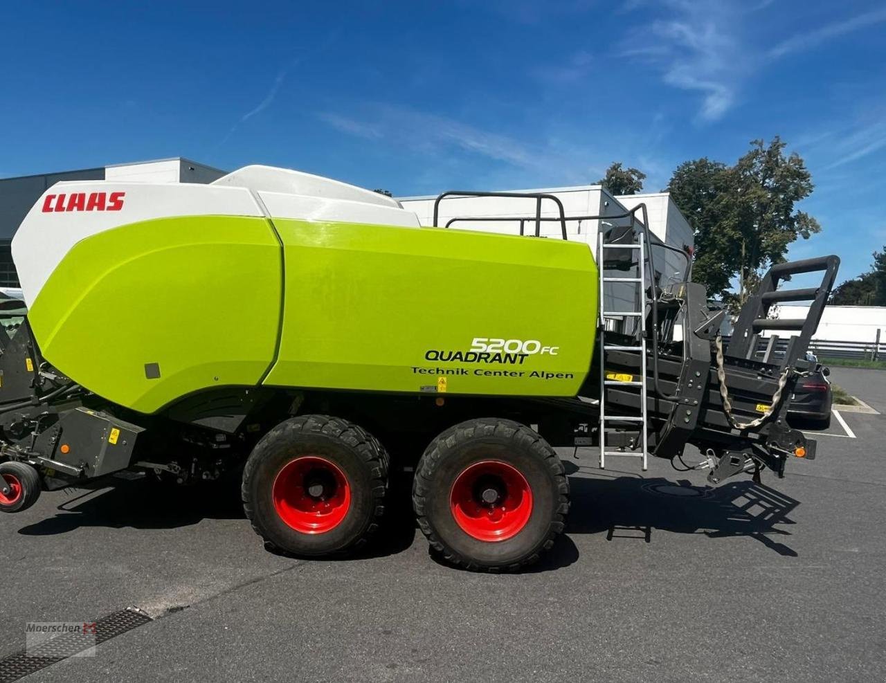 Großpackenpresse des Typs CLAAS Quadrant 5200FC, Gebrauchtmaschine in Tönisvorst (Bild 2)