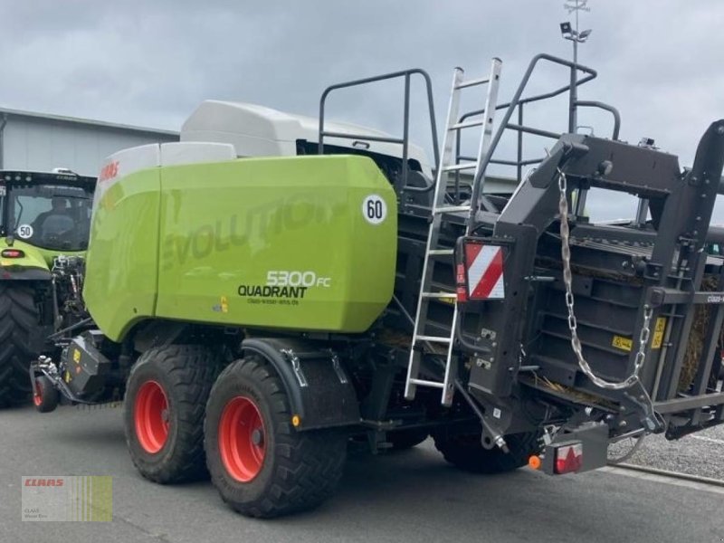 Großpackenpresse van het type CLAAS QUADRANT 5300 EVOLUTION FC FINE CUT 51 Messer, TAN, Gebrauchtmaschine in Neerstedt (Foto 2)