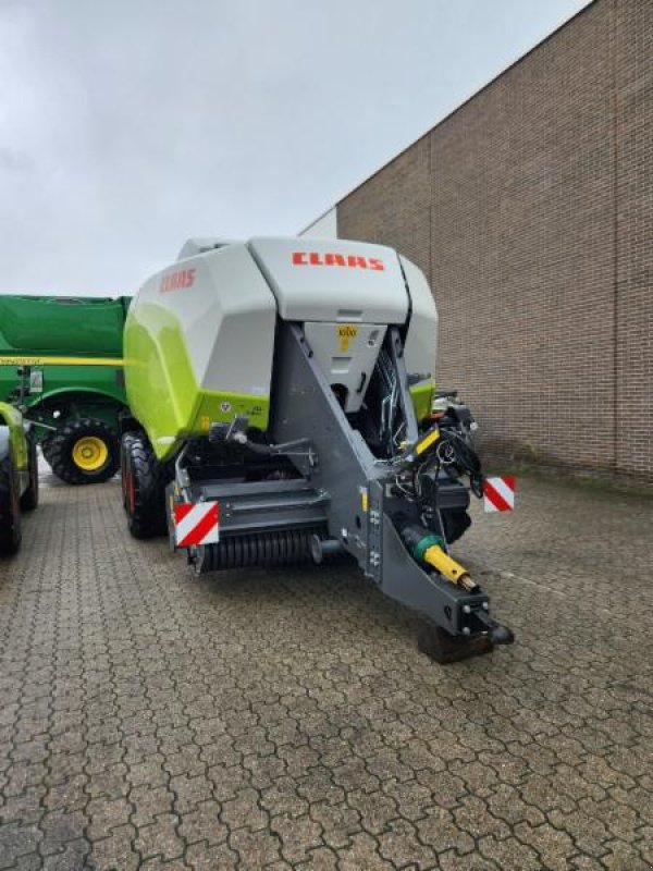 Großpackenpresse typu CLAAS QUADRANT 5300 FC T+ST, Gebrauchtmaschine v Hockenheim (Obrázek 1)