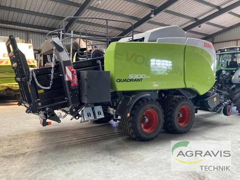 Großpackenpresse des Typs CLAAS QUADRANT 5300 FC T TANDEMACHSE, Gebrauchtmaschine in Olfen  (Bild 3)