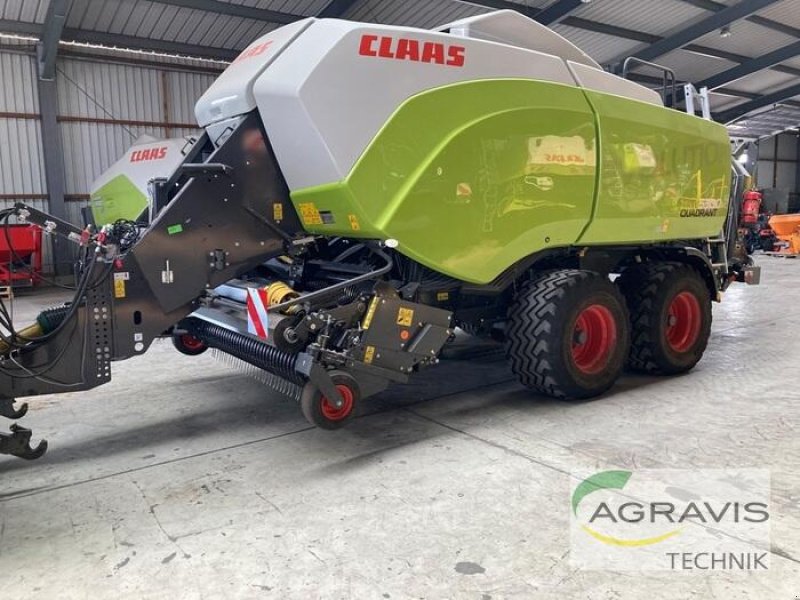 Großpackenpresse des Typs CLAAS QUADRANT 5300 FC T TANDEMACHSE, Gebrauchtmaschine in Olfen  (Bild 1)