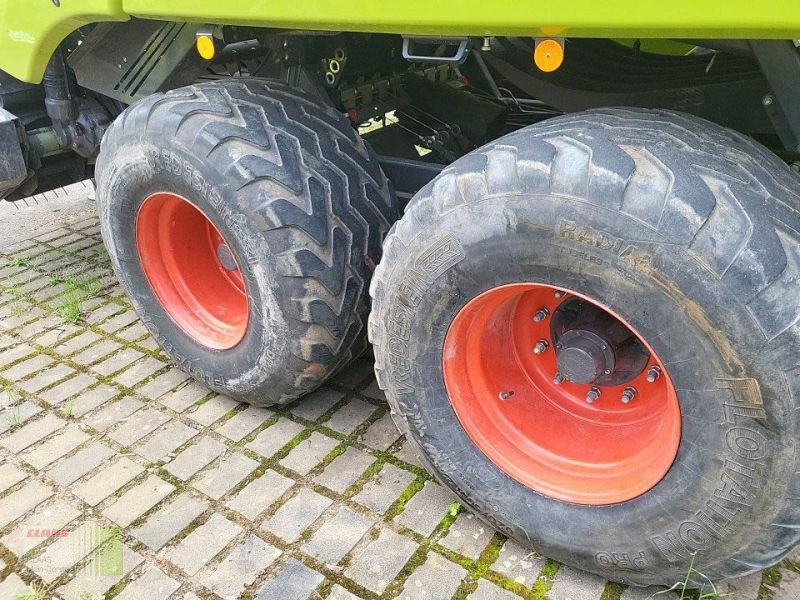 Großpackenpresse del tipo CLAAS QUADRANT 5300 RC T, Gebrauchtmaschine In Vohburg (Immagine 8)