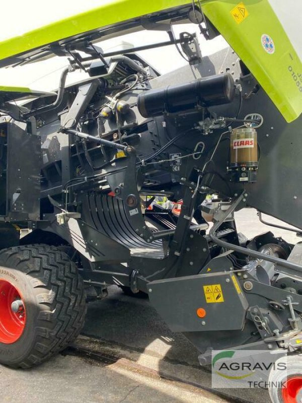 Großpackenpresse des Typs CLAAS QUADRANT 5300 RF T, Gebrauchtmaschine in Rheinbach (Bild 10)