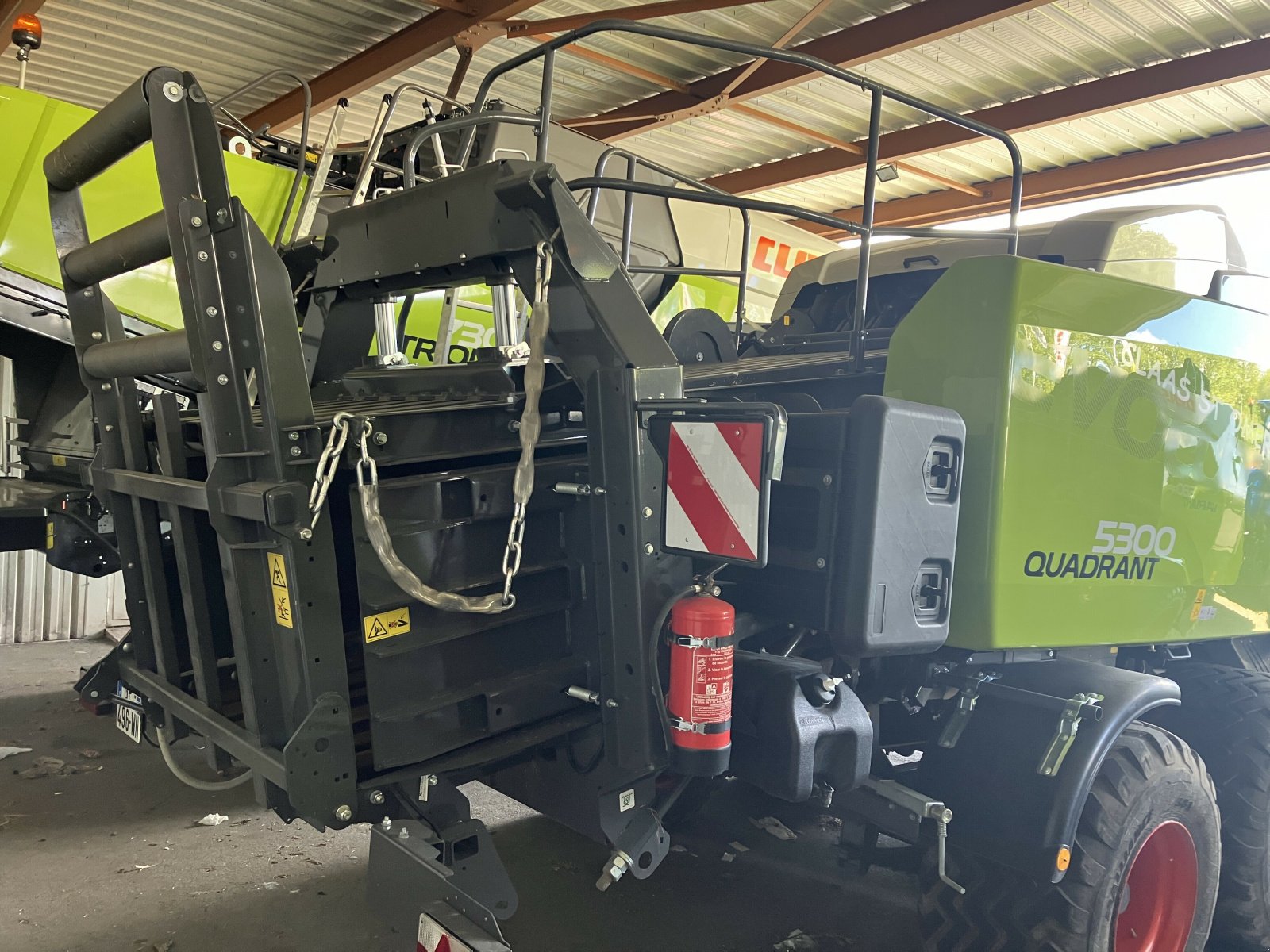 Großpackenpresse a típus CLAAS QUADRANT 5300 RF TANDEM LOC S+, Gebrauchtmaschine ekkor: BLENDECQUES (Kép 3)