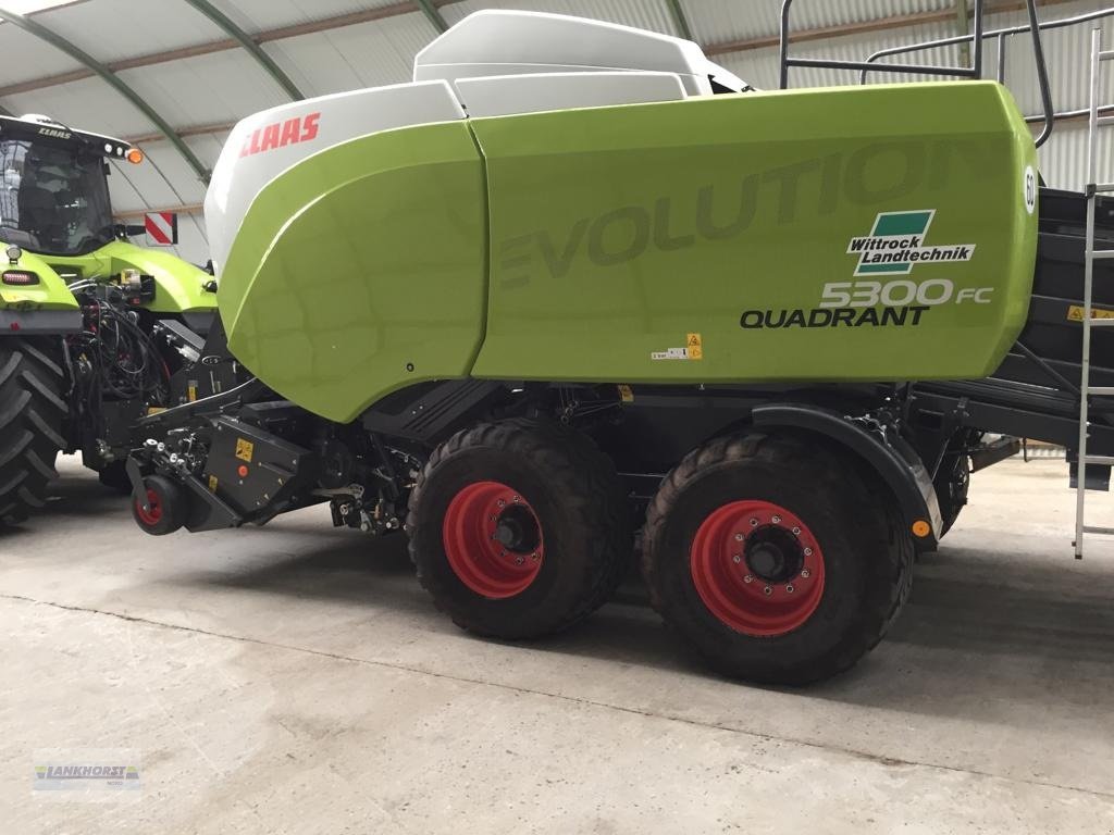 Großpackenpresse типа CLAAS Quadrant 5300, Gebrauchtmaschine в Aurich (Фотография 11)