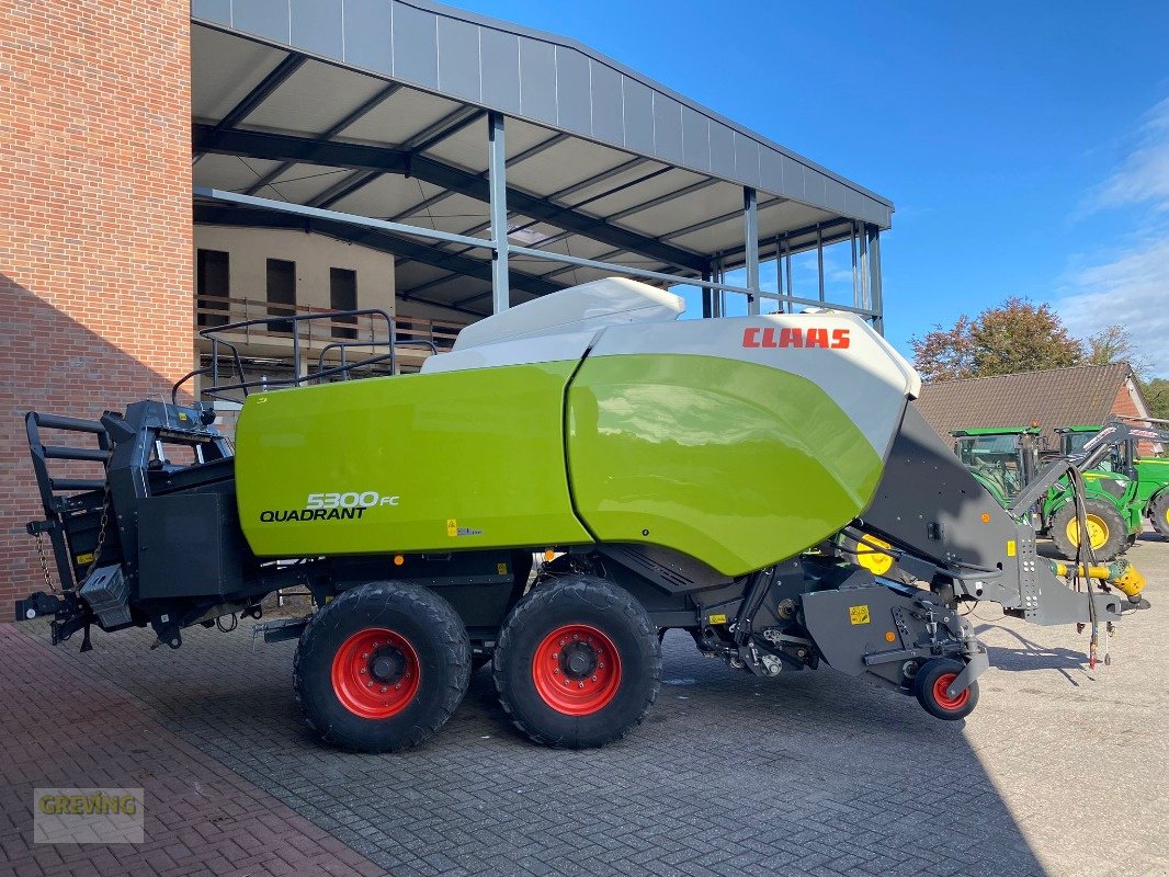 Großpackenpresse van het type CLAAS Quadrant 5300FC, Gebrauchtmaschine in Ahaus (Foto 4)