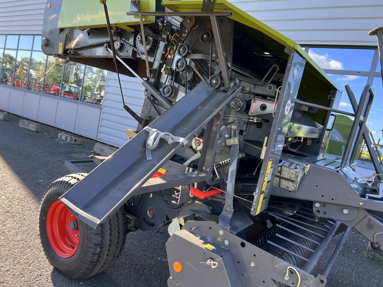 Großpackenpresse del tipo CLAAS ROLLANT 340 RF, Gebrauchtmaschine en Gannat (Imagen 9)