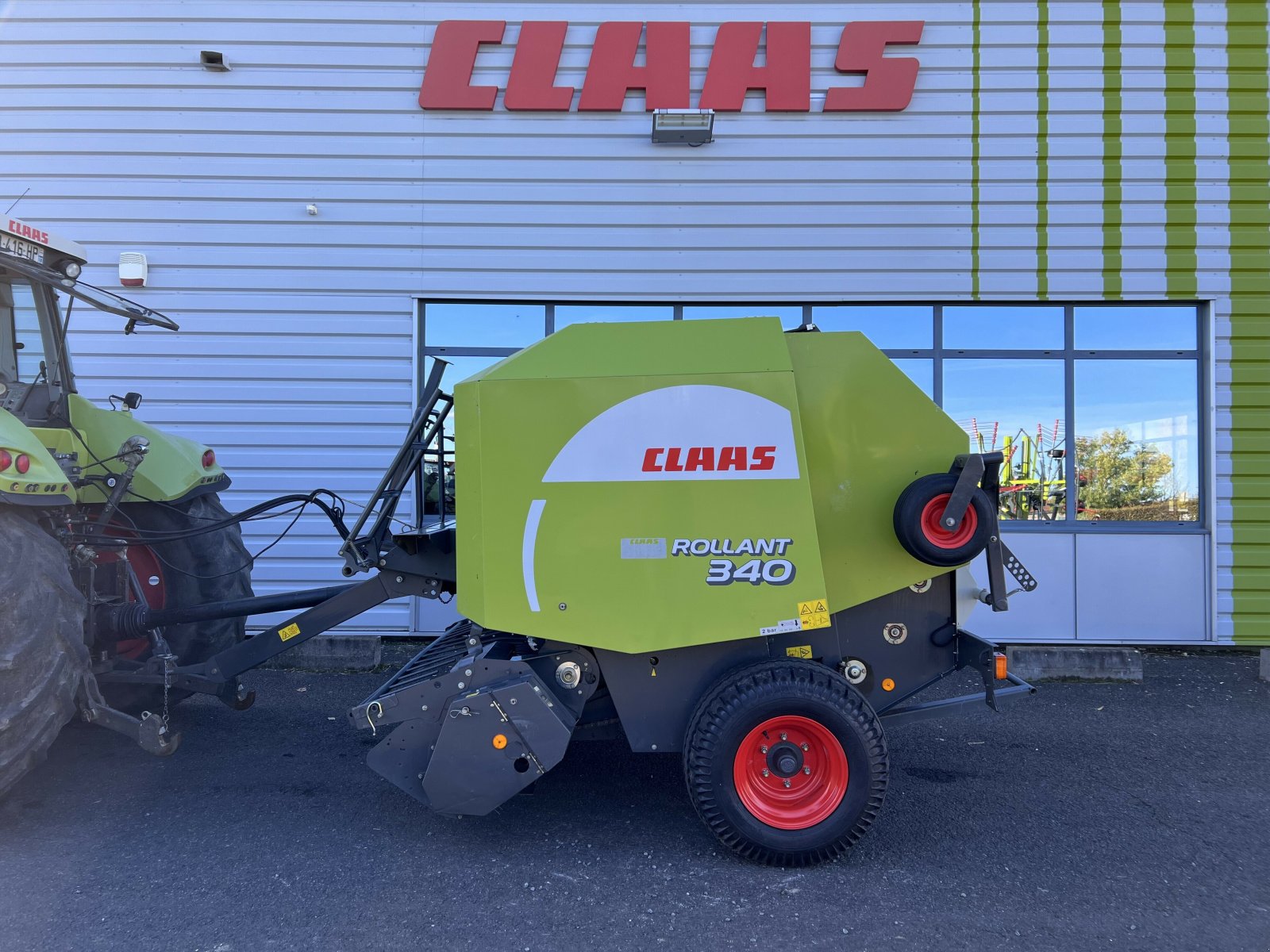 Großpackenpresse типа CLAAS ROLLANT 340 RF, Gebrauchtmaschine в Gannat (Фотография 2)