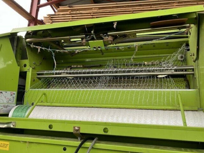 Großpackenpresse des Typs CLAAS ROLLANT 66, Gebrauchtmaschine in Hauteroche (Bild 6)