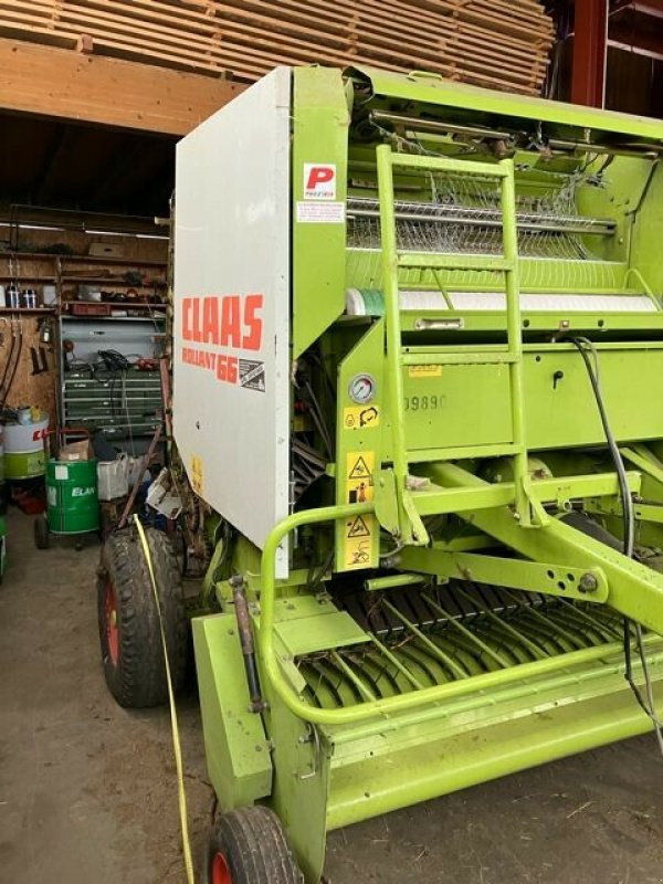 Großpackenpresse des Typs CLAAS ROLLANT 66, Gebrauchtmaschine in Hauteroche (Bild 1)