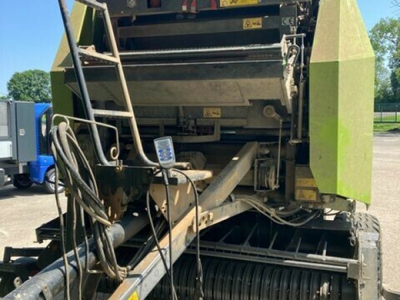 Großpackenpresse tip CLAAS VARIANT 370, Gebrauchtmaschine in Hauteroche (Poză 1)