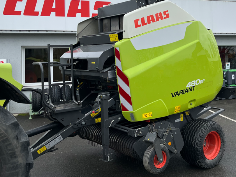 Großpackenpresse of the type CLAAS VARIANT 480 RF, Gebrauchtmaschine in Moulins (Picture 1)