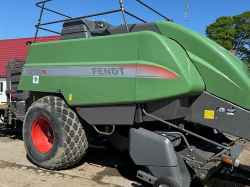 Großpackenpresse del tipo Fendt 12130 N Bigballepresser NEDSAT: LAVT BALLETAL og MED Ballevogn med vægt og dobbelthjul, Gebrauchtmaschine en Horslunde (Imagen 1)