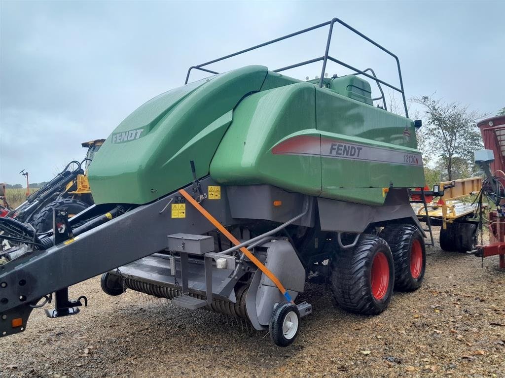 Großpackenpresse of the type Fendt 12130 tandem presser, Gebrauchtmaschine in Ikast (Picture 2)