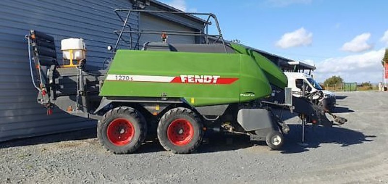 Großpackenpresse Türe ait Fendt 1270 S, Gebrauchtmaschine içinde PEYROLE (resim 1)