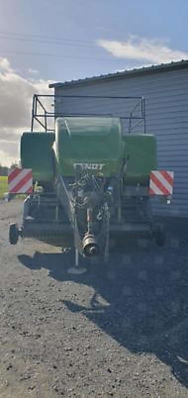 Großpackenpresse typu Fendt 1270 TC, Gebrauchtmaschine w PEYROLE (Zdjęcie 4)