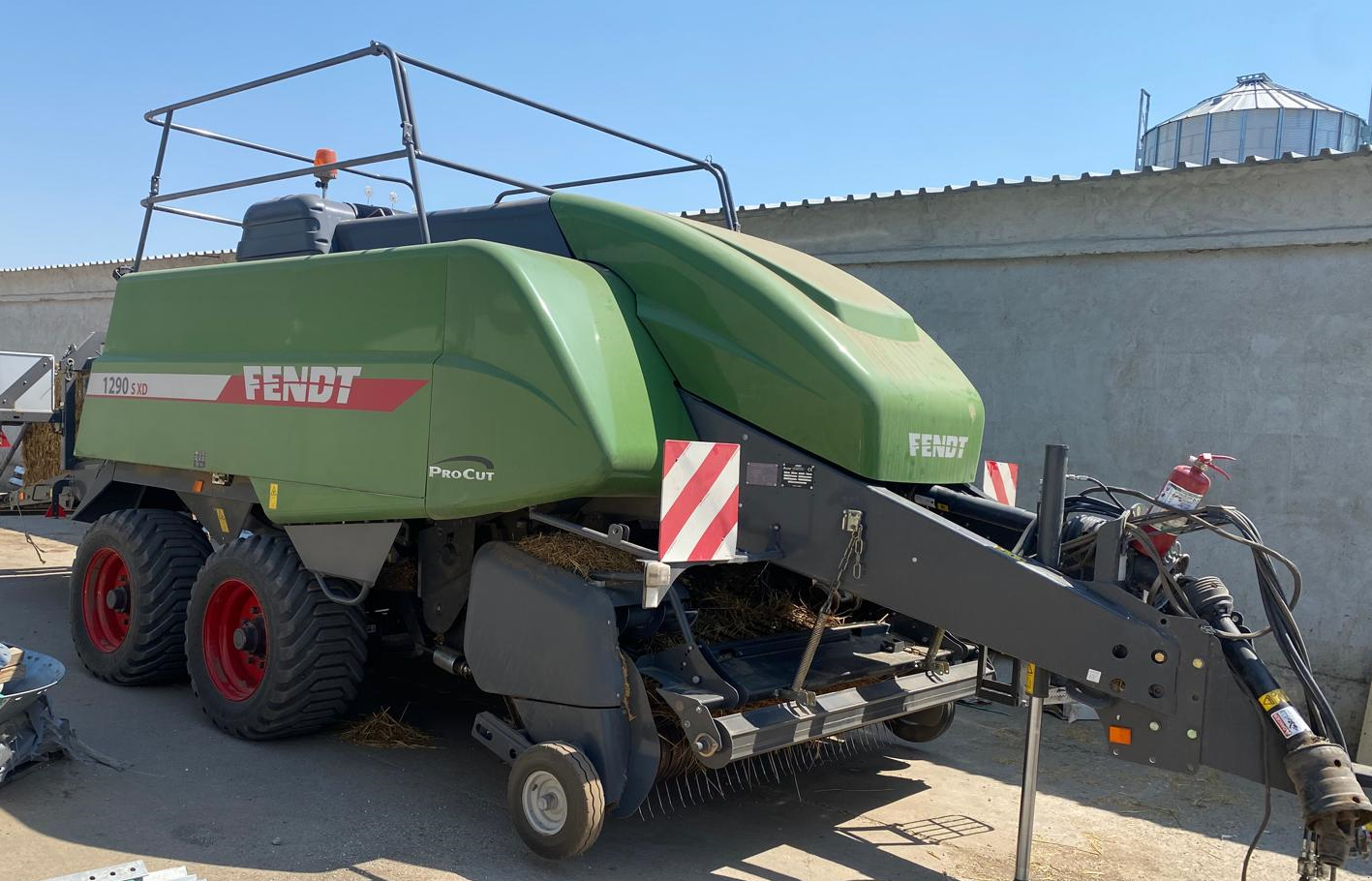 Großpackenpresse van het type Fendt 1290 S XD Pro Cut, Gebrauchtmaschine in Orţişoara (Foto 3)