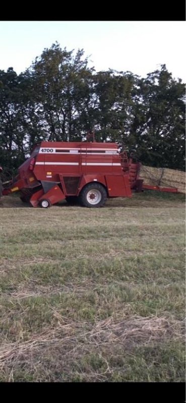 Großpackenpresse typu Fiatagri 4700, Gebrauchtmaschine v øster ulslev (Obrázok 5)