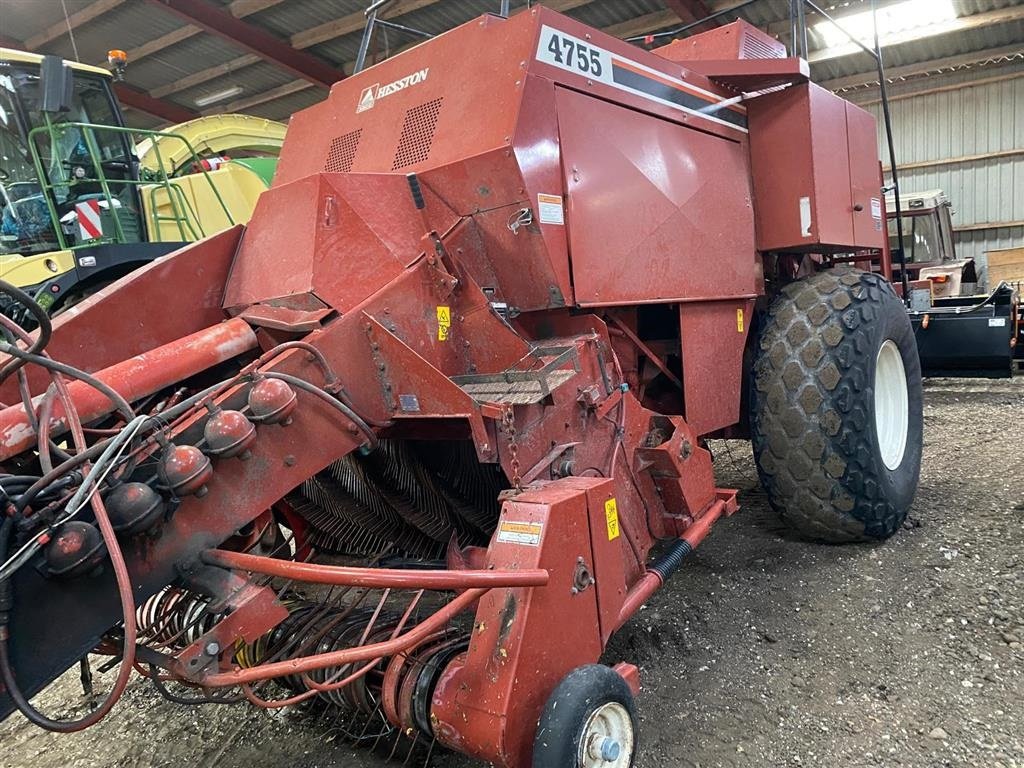 Großpackenpresse van het type Fiatagri 4755 med indbygget Ollerup snitter, Gebrauchtmaschine in Aulum (Foto 2)