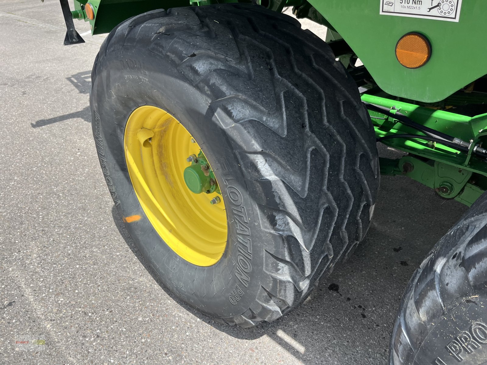 Großpackenpresse van het type John Deere 1424 P, Gebrauchtmaschine in Langenau (Foto 9)