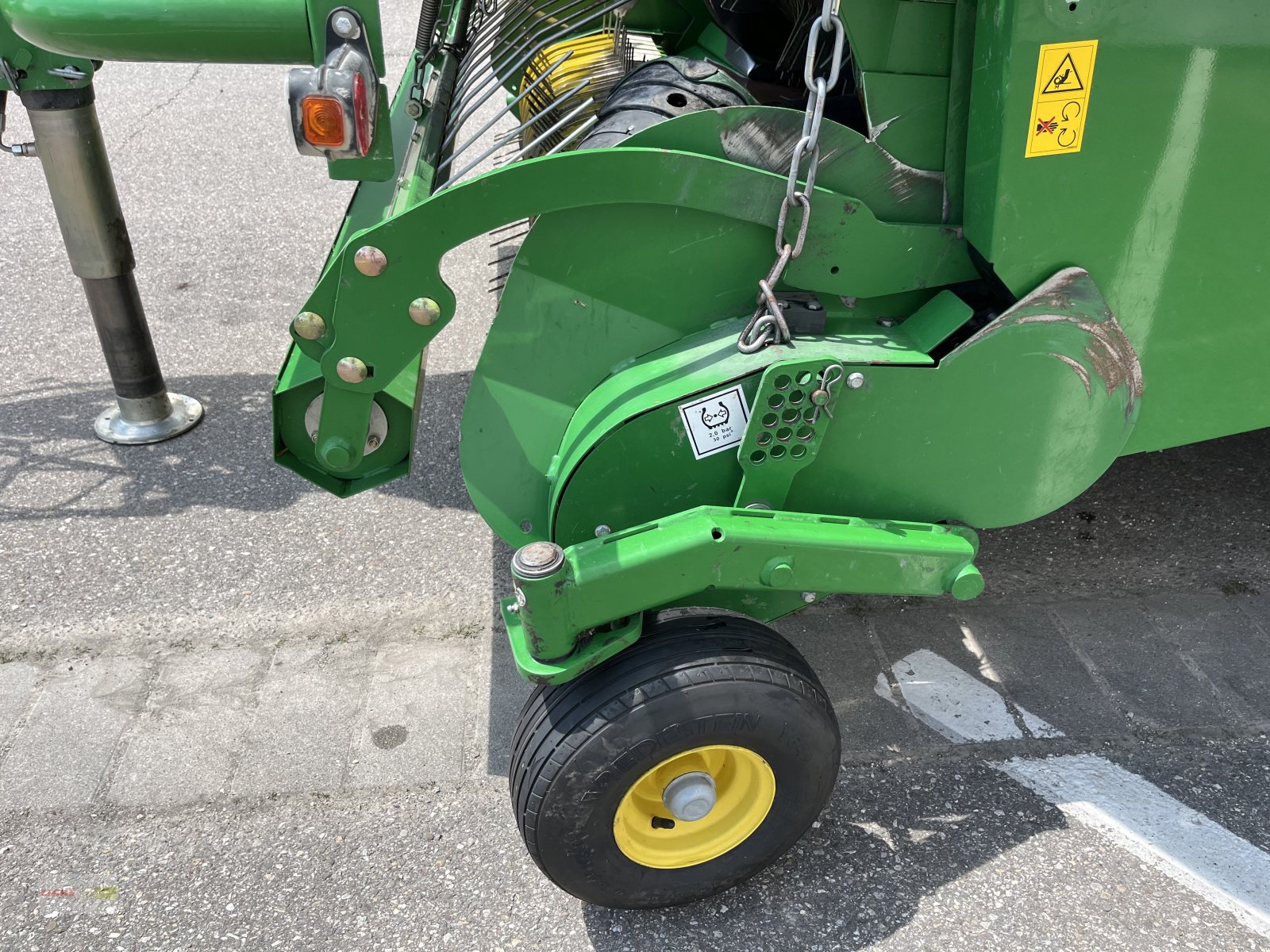 Großpackenpresse van het type John Deere 1424 P, Gebrauchtmaschine in Langenau (Foto 12)