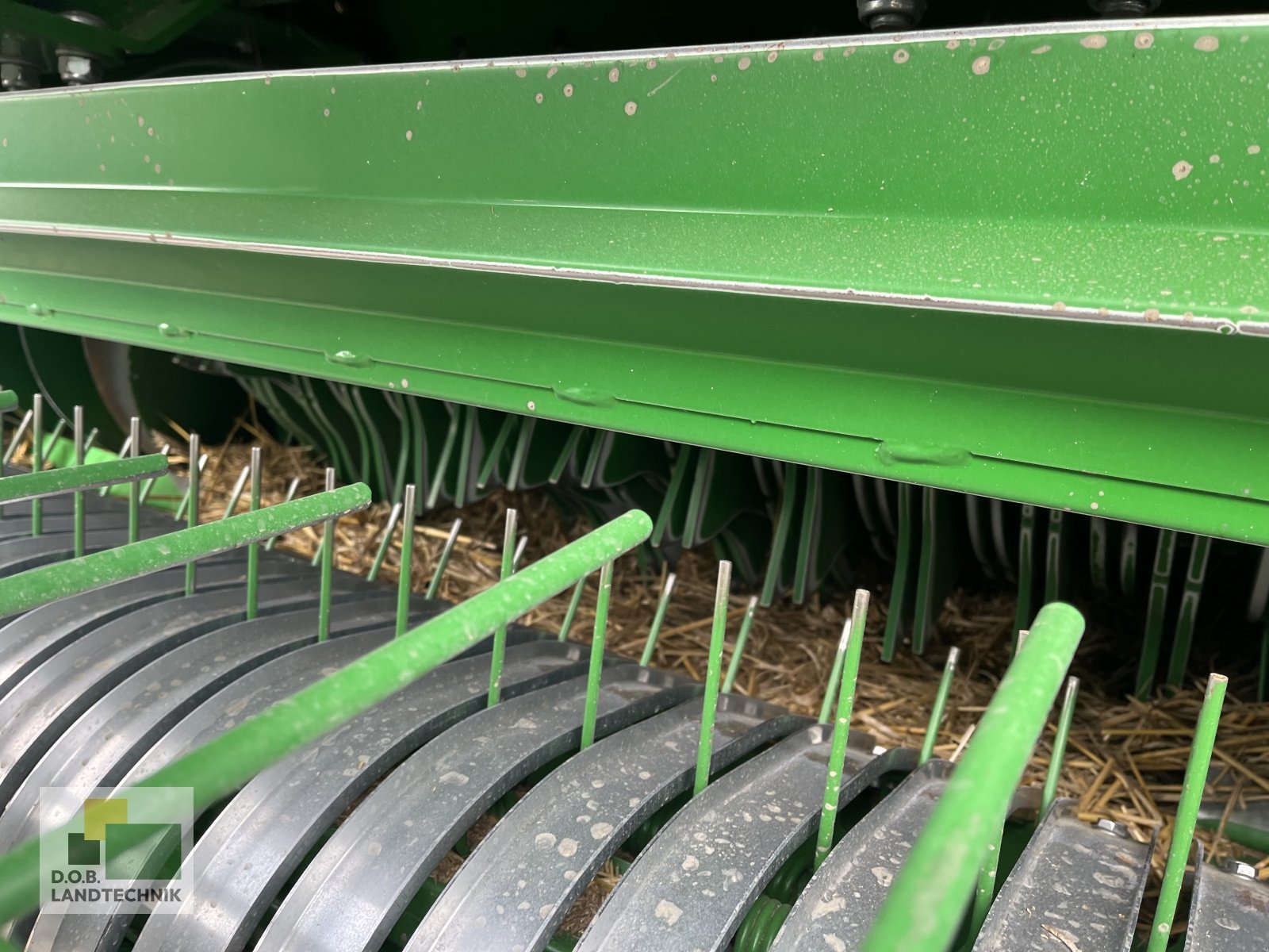 Großpackenpresse du type John Deere L624, Neumaschine en Langweid am Lech (Photo 4)