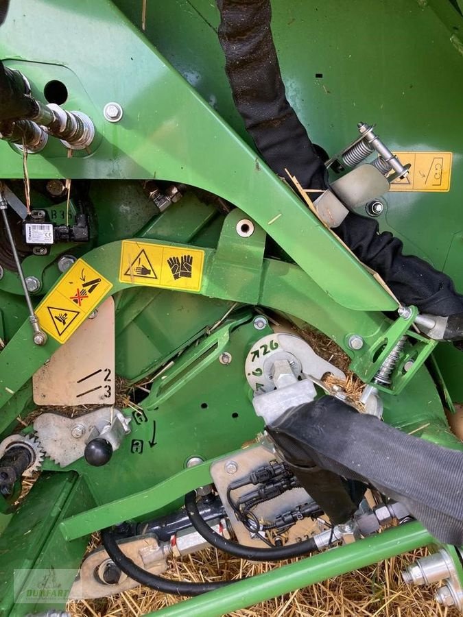 Großpackenpresse van het type Krone 1290 HDP VC BP405-11, Gebrauchtmaschine in Bad Leonfelden (Foto 6)