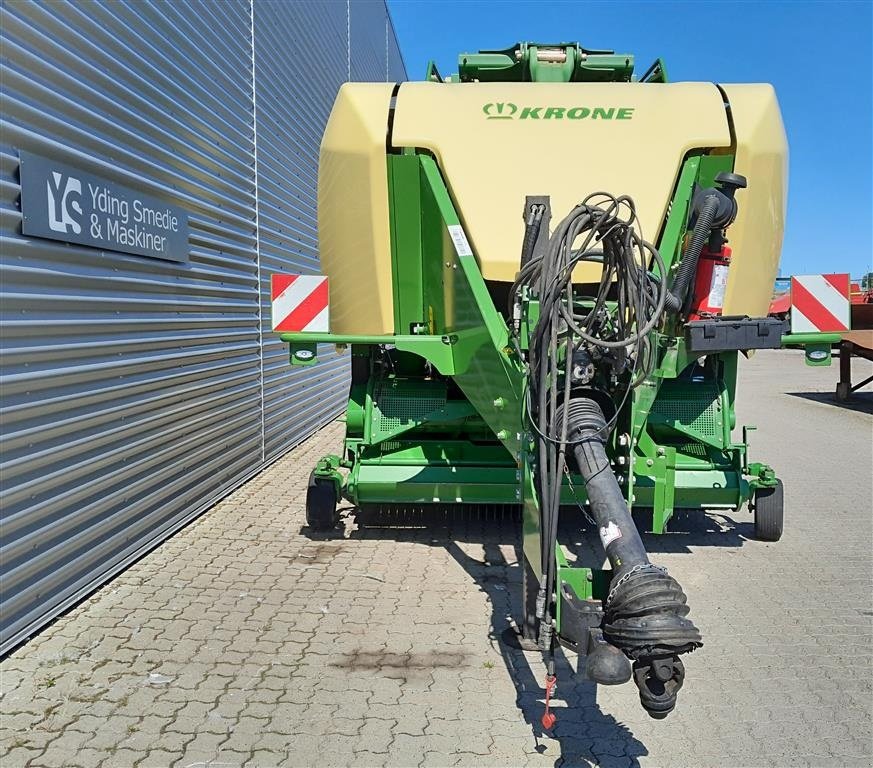 Großpackenpresse van het type Krone 4X4 med Parkland ballevogn, Gebrauchtmaschine in Horsens (Foto 3)