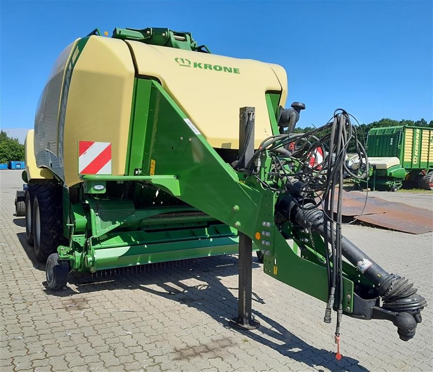 Großpackenpresse van het type Krone 4X4 med Parkland ballevogn, Gebrauchtmaschine in Horsens (Foto 4)