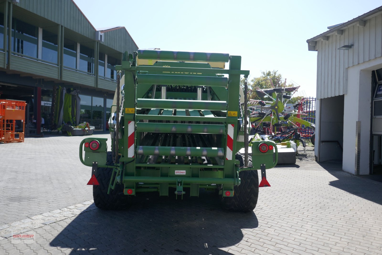 Großpackenpresse of the type Krone Big Pack 1270 XC MultiBale - Cleaner, Gebrauchtmaschine in Dorfen (Picture 8)