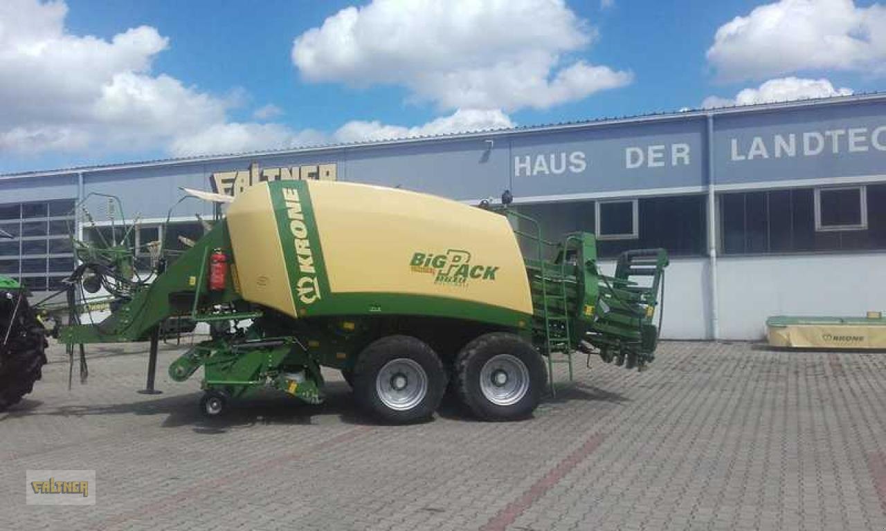 Großpackenpresse van het type Krone BIG PACK 1270 XC, Gebrauchtmaschine in Büchlberg (Foto 2)