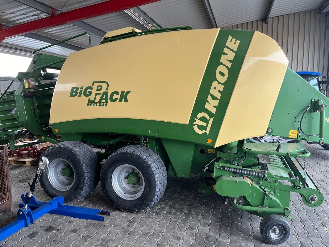 Großpackenpresse van het type Krone BigPack 1290 VFS XC, Gebrauchtmaschine in Ebersbach (Foto 8)