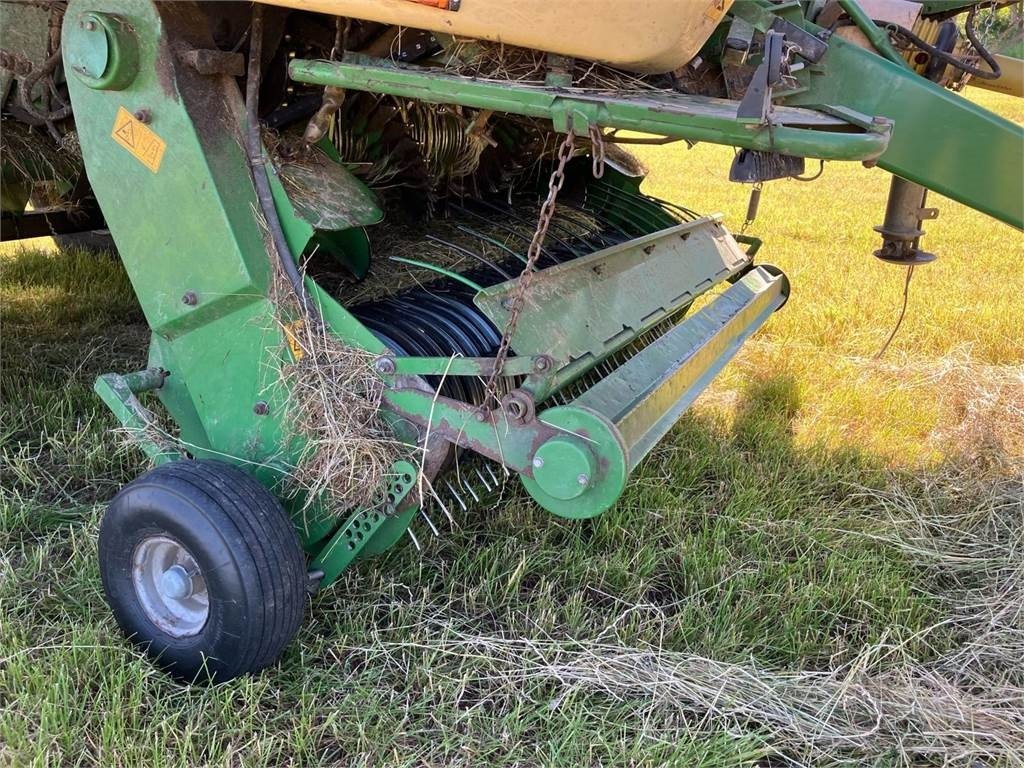 Großpackenpresse van het type Krone CV 210 XC, Gebrauchtmaschine in Mern (Foto 2)