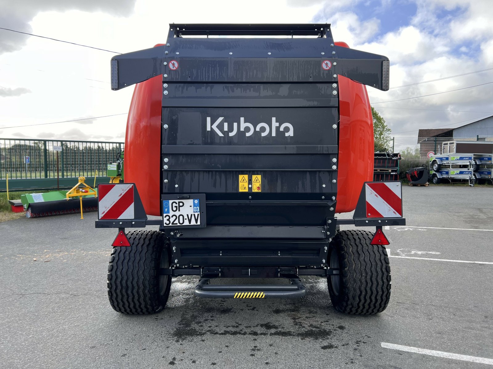 Großpackenpresse van het type Kubota BV 4160  PLUS, Gebrauchtmaschine in Moulins (Foto 5)