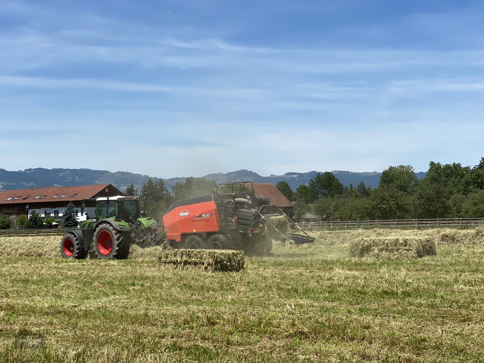 Großpackenpresse Türe ait Kuhn LSB 1270 mit Häcksler, Gebrauchtmaschine içinde Rankweil (resim 7)