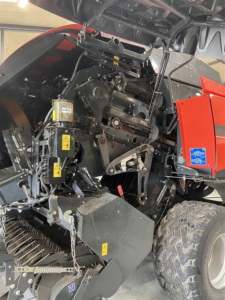 Großpackenpresse tip Kuhn SB 1290ID HD Med Pomi ballevogn - 15.500 baller, Gebrauchtmaschine in Løgstør (Poză 8)