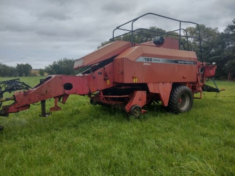 Großpackenpresse του τύπου Massey Ferguson 185. Årg. 2004, Gebrauchtmaschine σε øster ulslev (Φωτογραφία 1)