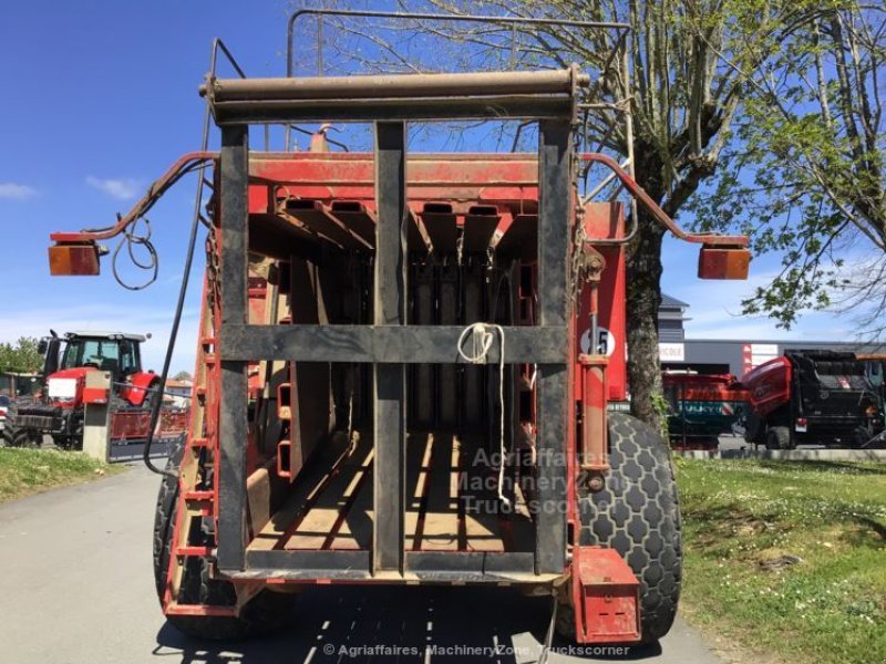 Großpackenpresse typu Massey Ferguson 190 LB, Gebrauchtmaschine v BOULOGNE SUR GESSE (Obrázok 3)