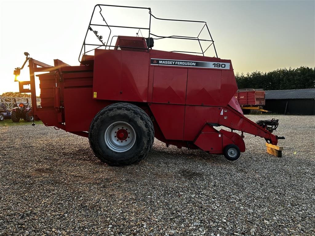 Großpackenpresse типа Massey Ferguson 190 LB, Gebrauchtmaschine в Hejnsvig (Фотография 3)